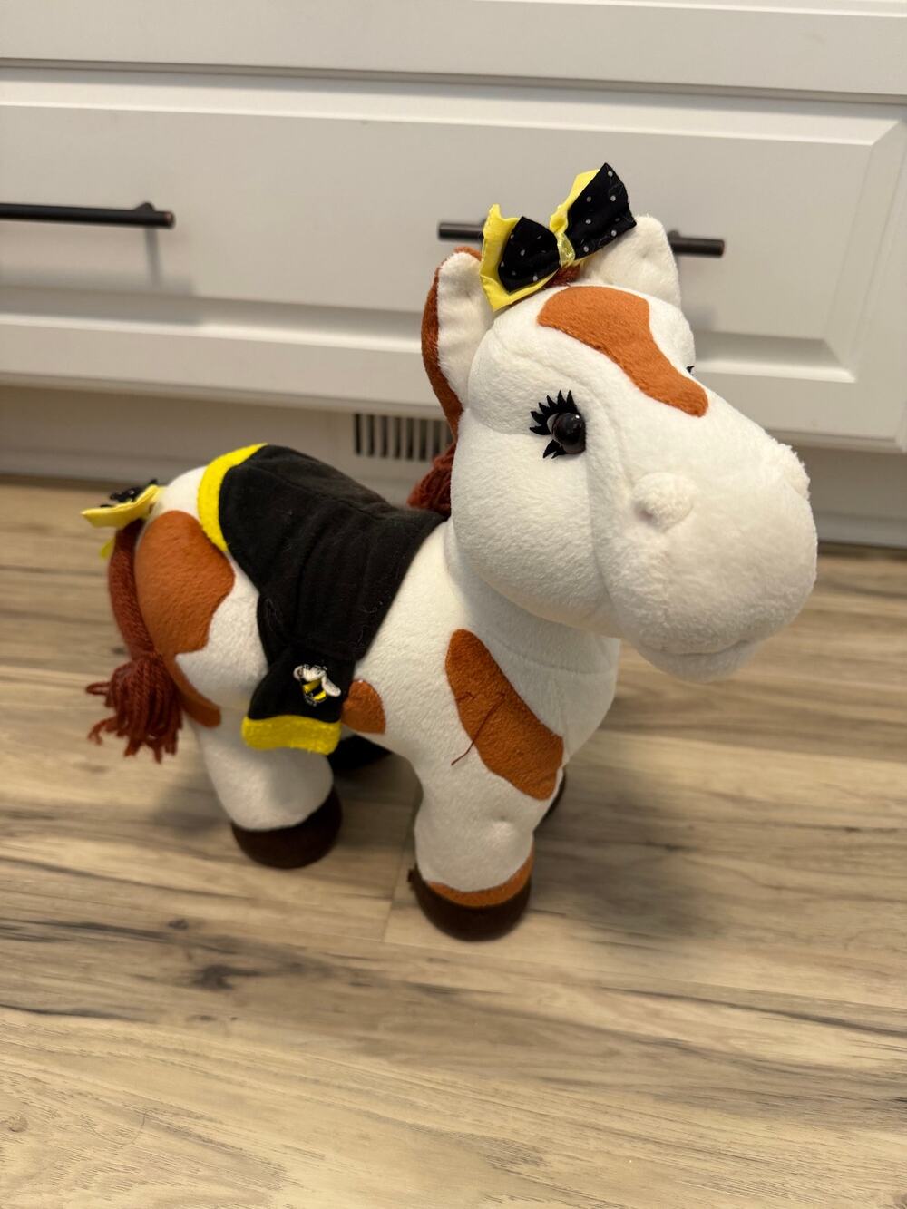 2005 13" Cabbage Patch Kids Pony Horse Plush with Bee Saddle Appalachian